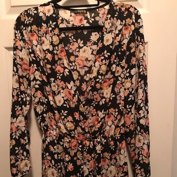 Floral romper - Picture 1 of 2